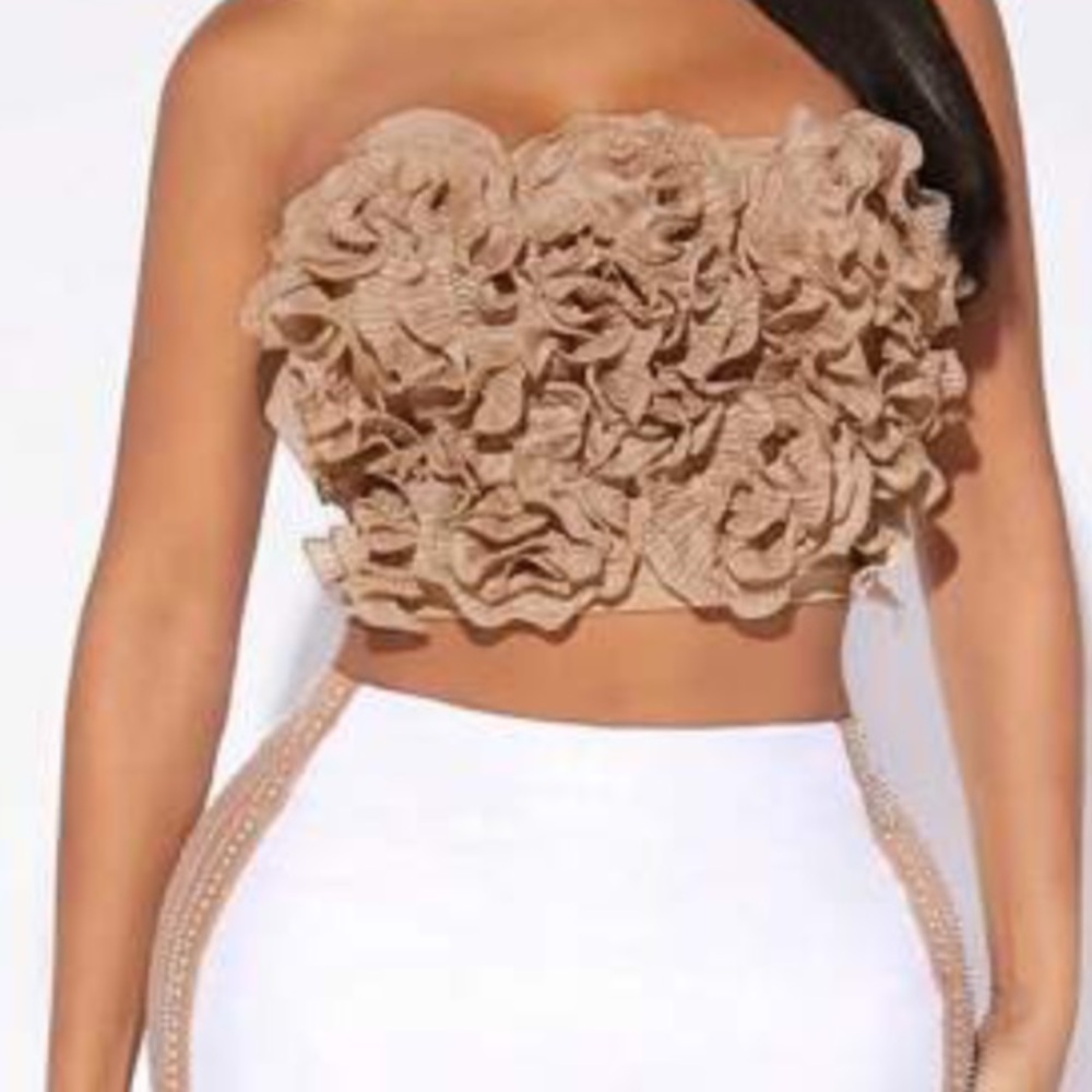 Multi-Layered Ruffle Trim Decor Strapless Top - Picture 1 of 3
